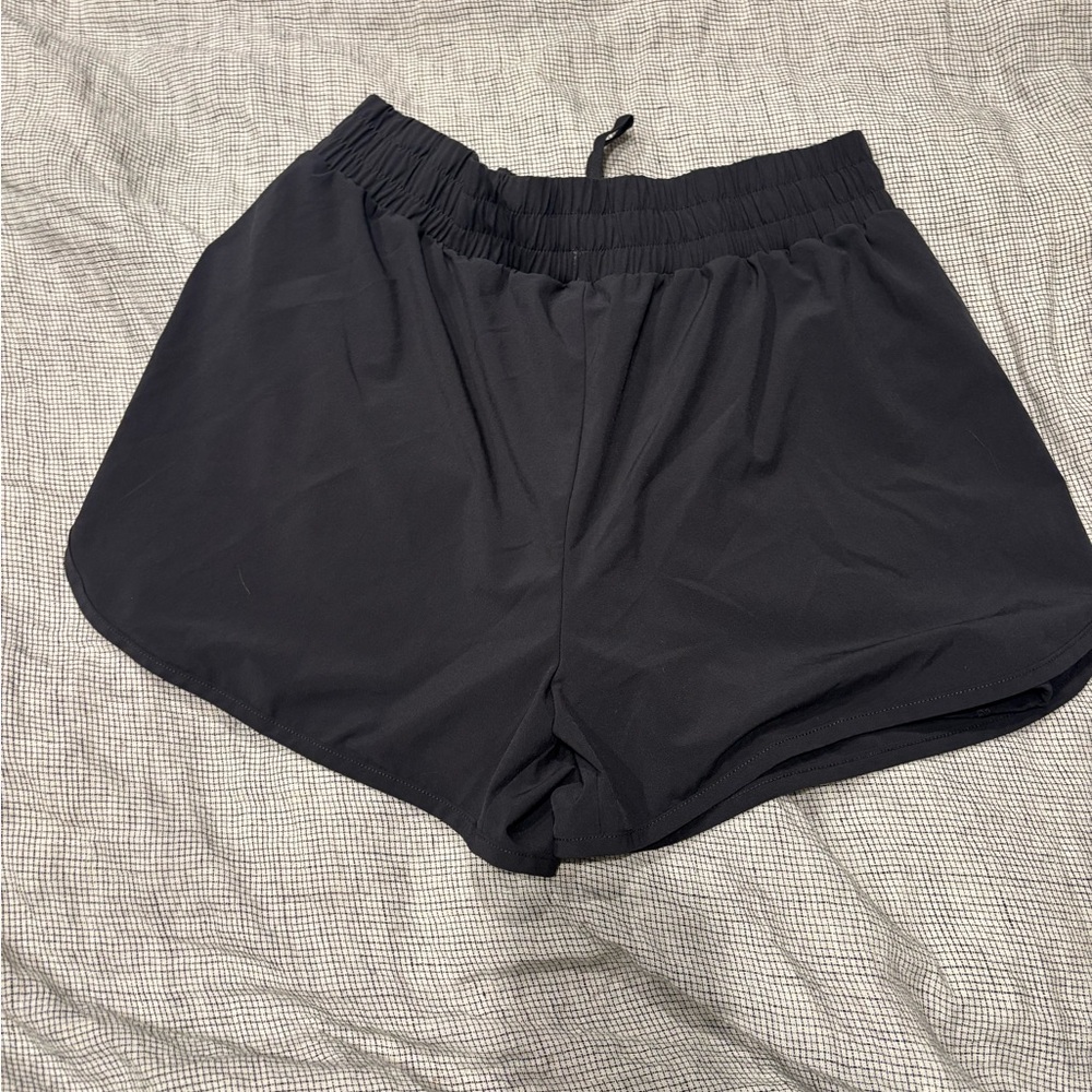 Beyond Yoga Black Athletic Shorts with Elastic Waistband